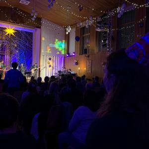 Gottesdienst Leute
